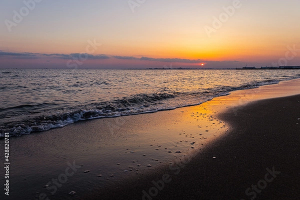 Obraz 夕日の浜辺　幕張の浜