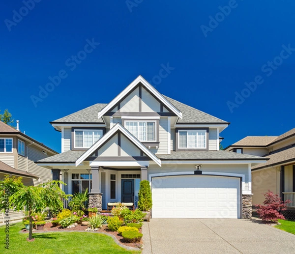 Obraz Luxury house at sunny day in Vancouver, Canada.