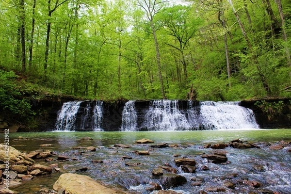 Obraz Beautiful mountain waterfall in the Ozarks. 