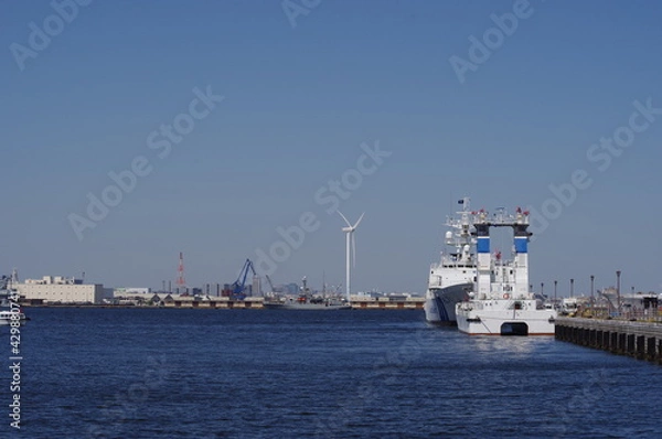 Obraz cargo ship in port