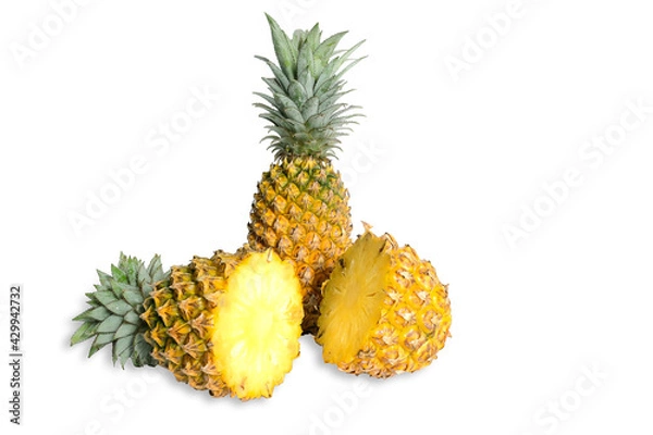 Fototapeta pineapple isolated on white