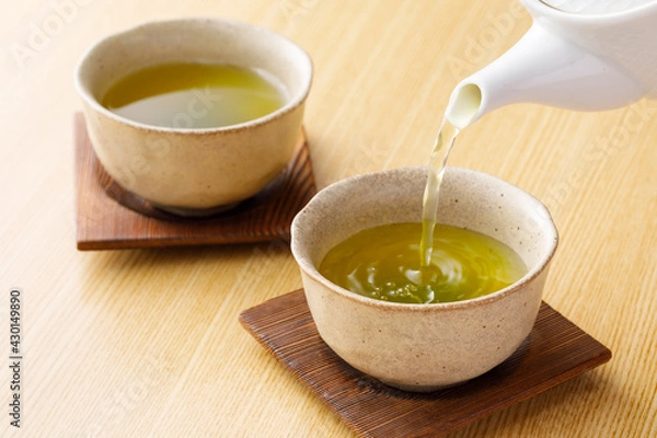 Obraz お茶を注ぐ