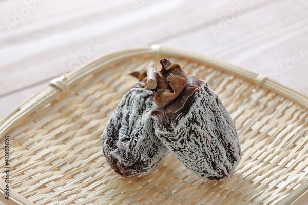 Obraz 白い粉を吹いた干し柿