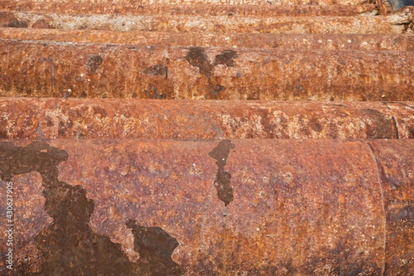 Fototapeta A rusty on oil pipeline