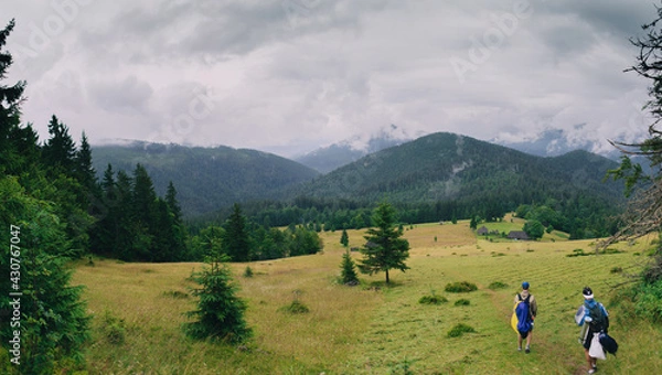 Obraz People Hiking Mountain Trail Path at Foggy Day
