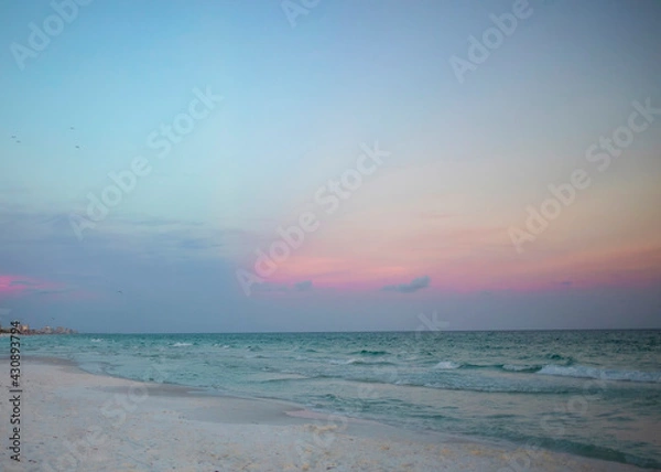 Obraz white sand on gulf beach at sunset