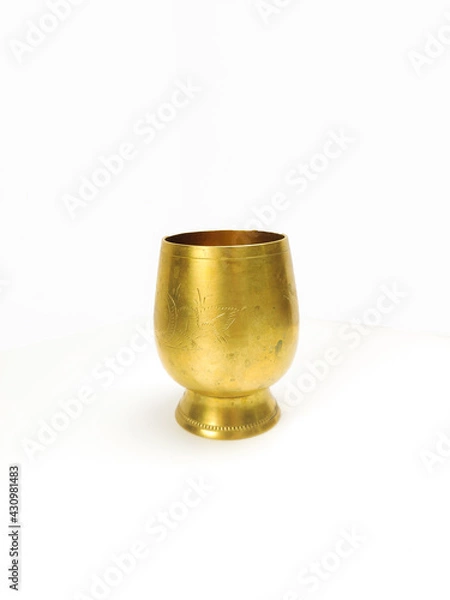 Obraz antique brass cup