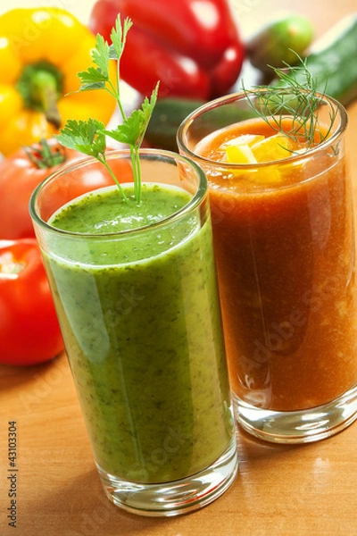Obraz Healthy drink, vegetable juice, red and green