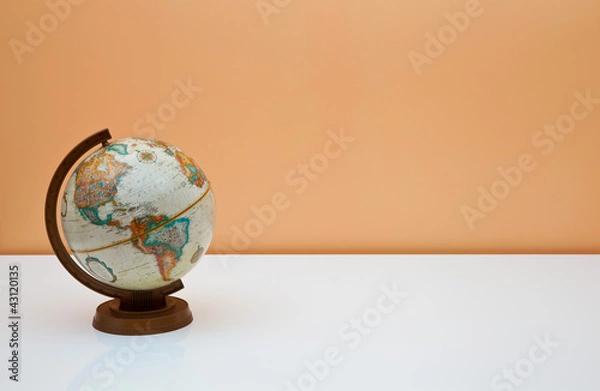 Obraz The globe on the students desk