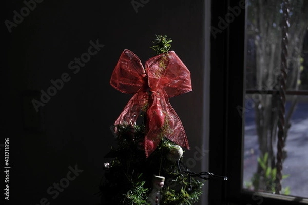 Obraz Moño en árbol de navidad 
