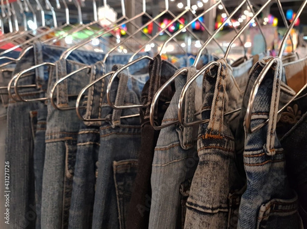 Obraz Jeans hanger