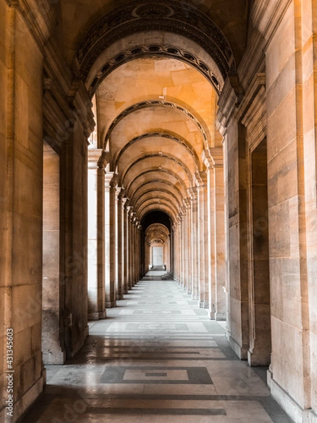 Obraz archway in the town