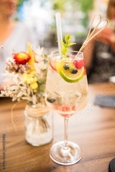 Obraz Cocktail with lime and mint