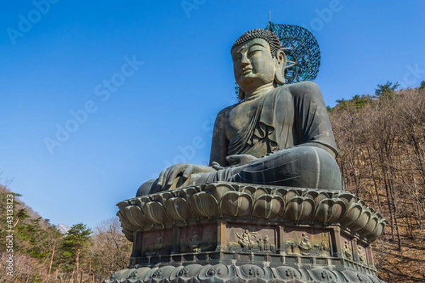 Obraz Giant bronze buddha image