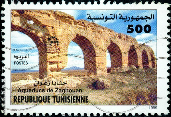 Obraz stamp printed in Tunisia from the "monuments" issue shows Zaghouan aqueduct