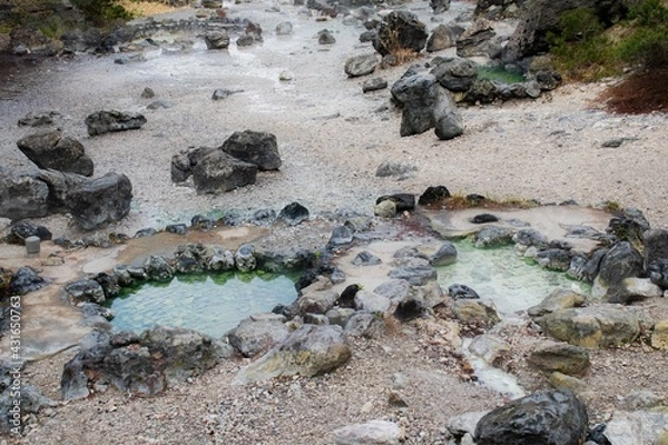 Fototapeta 温泉が湧き出る公園