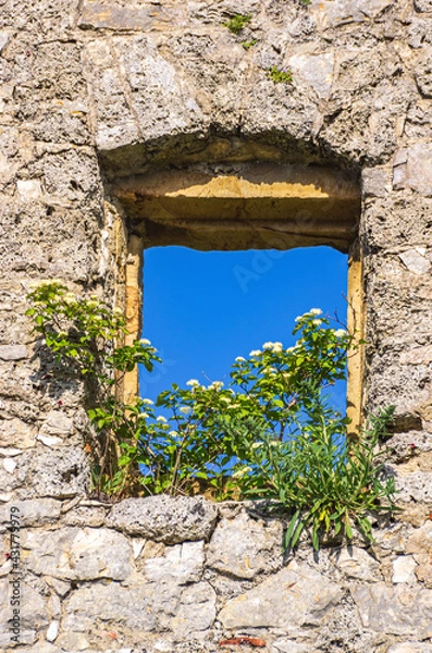 Fototapeta Single Window In A Wall