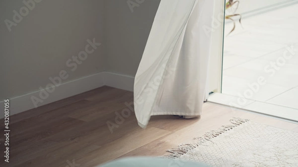 Fototapeta 風通しの良い住宅　風に揺れるカーテン　換気
