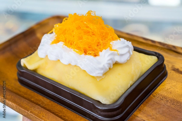 Fototapeta Golden Thread   Cold crepes