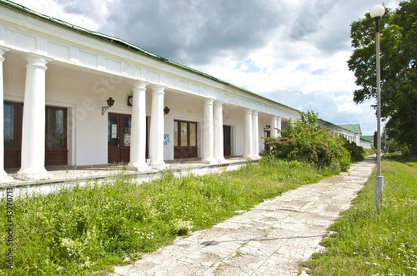 Fototapeta Галерея торговых рядов в Суздале.