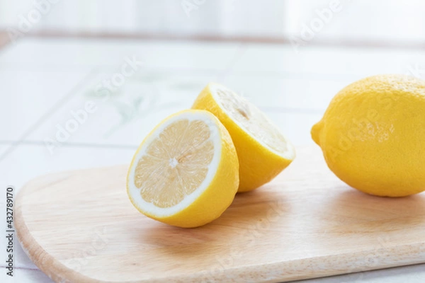 Obraz 新鮮なカットされたレモン