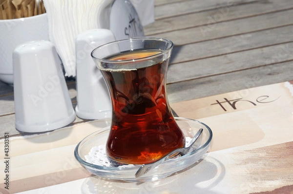 Obraz Traditional turkish tea (çay)