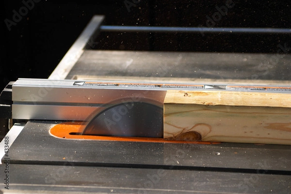 Obraz a table saw at work