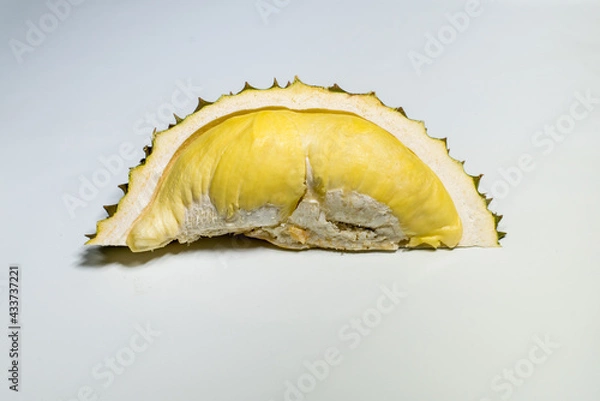 Fototapeta durian that has been peeled. ripe durian isolated on white background