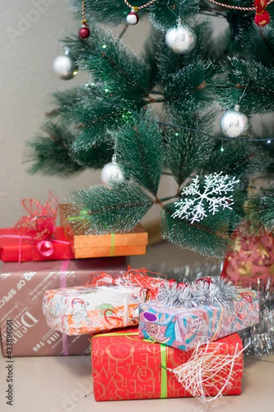Obraz gifts under the tree