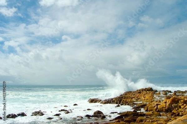 Obraz Waves crashing on rocks