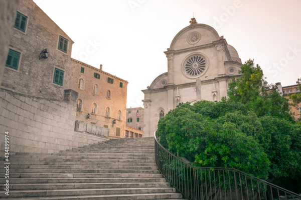 Fototapeta staircase in front of the Šibenik's St. James's cathedral, a protected area under the patronage of UNSECO
