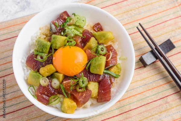 Obraz ハワイ風ポキ丼