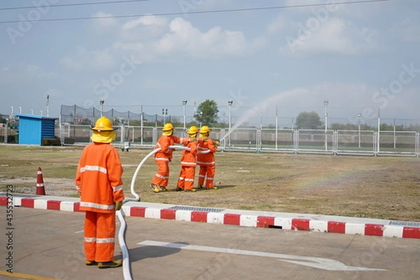 Fototapeta worker on a construction site