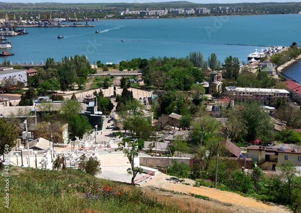 Fototapeta Crimean peninsula, city, Kerch, Mount Mithridates. The place where the Greeks founded one of the oldest cities in Europe - Panticopeia (752 BC). View of the Great Mithridatskaya Staircase, Kerchinsky 