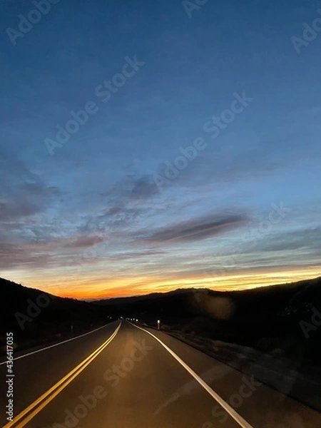 Obraz sunset on the road