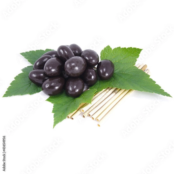 Obraz Орехи в шоколаде на листьях