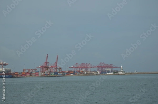 Obraz cargo ship in port