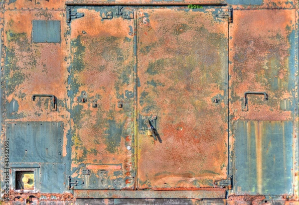 Obraz Rusty doors in metal container