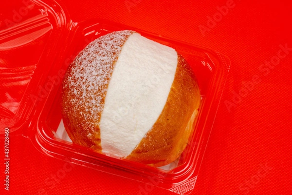 Obraz プラケースに入ったマリトッツォ