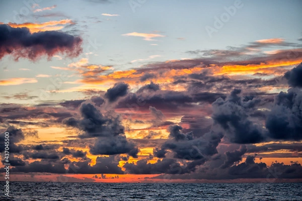 Obraz Clouds over a beach during pre-monsoon