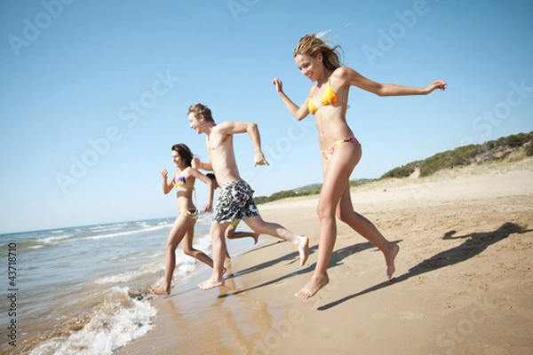 Obraz running into the sea