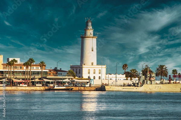 Obraz lighthouse in the port