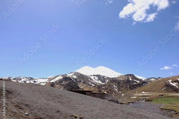 Fototapeta Mountain tourism in the Caucasus. Wonderful views of peaks, gorges, streams.