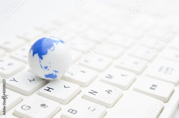 Fototapeta 地球　白　キーボード　白