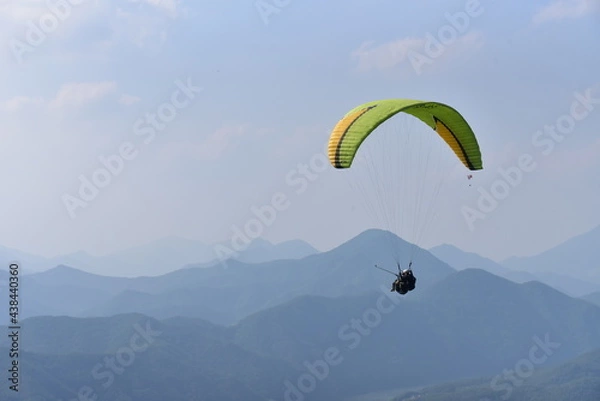 Obraz 하늘을 나는 패러글라이딩 익스트림 스포츠 체험 비행