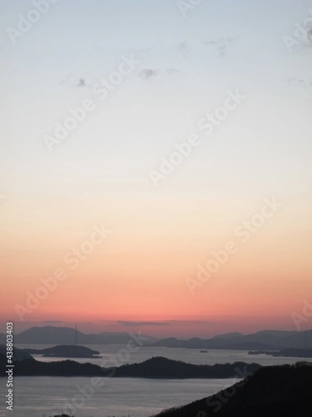 Fototapeta 瀬戸内海の夕暮れ 黒滝山より
