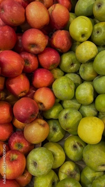 Fototapeta red and green apples