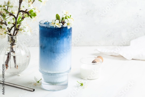 Obraz Blue matcha latte in a glass.