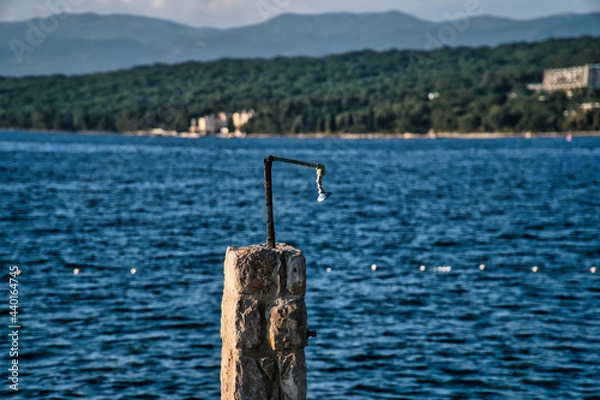 Obraz Shower with endless water
