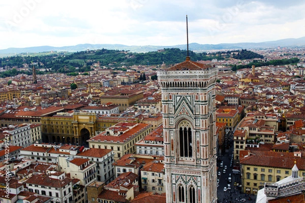Obraz ジョットの鐘楼越しのフィレンツェ市街 イタリア
